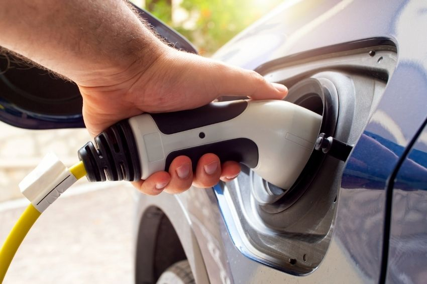No momento, você está visualizando Carregador para Carro Elétrico em Prédios e Condomínios: O que precisamos saber antes de instalar